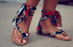 DIY-SANDALIA-GLADIADORA-SANDÁLIAS-GLADIADORAS-TECIDO-LENÇO-DE-CETIM-FAÇA-VOCÊ-MESMO-ARTESANATO-01