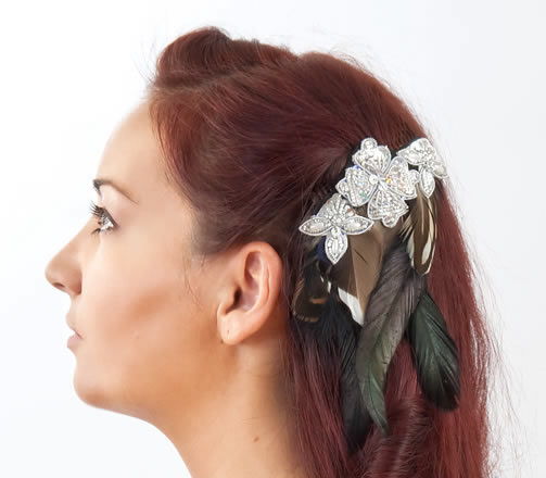 prendedor-de-cabelo-com-penas-capa2