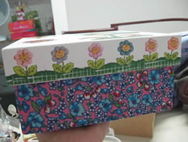 como-decorar-caixa-de-mdf-com-decoupage-capa Como revestir caixa de MDF com tecido e decorar com decoupage