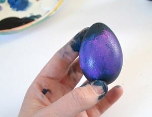 como pintar ovo de páscoa estampa galáxia galaxy-easter-eggs-passo a passo artesanato de páscoa 08