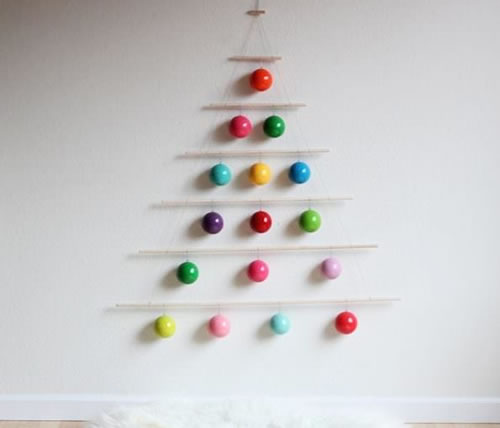 20 ideias para fazer Árvores de Natal baratas, diferentes e criativas -  Como fazer em casa