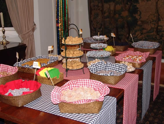 Decoração de mesa para Festa Junina