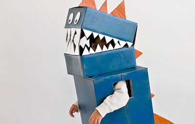 fantasia-de-dinossauro-com-caixa-de-papelao-capa-1 Como fazer Fantasia de Dinossauro com Caixa de Papelão